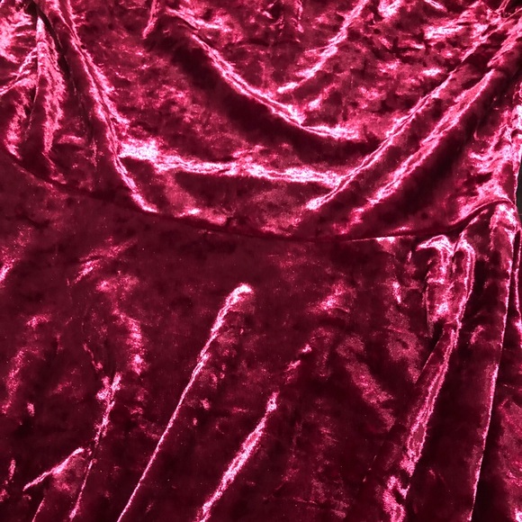 Forever 21 scoop neck crushed velvet skater dress - Picture 9 of 9